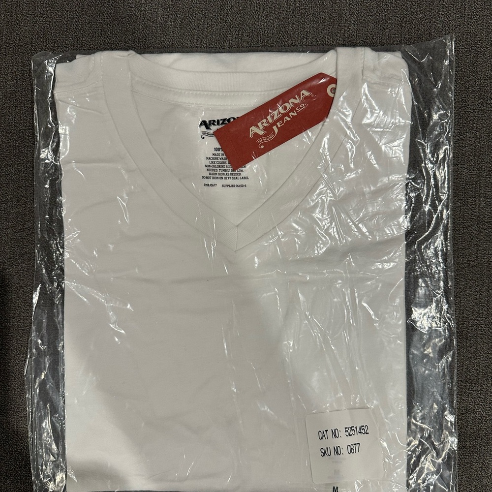 Arizona Jean Company White Short Sleeve V - Neck